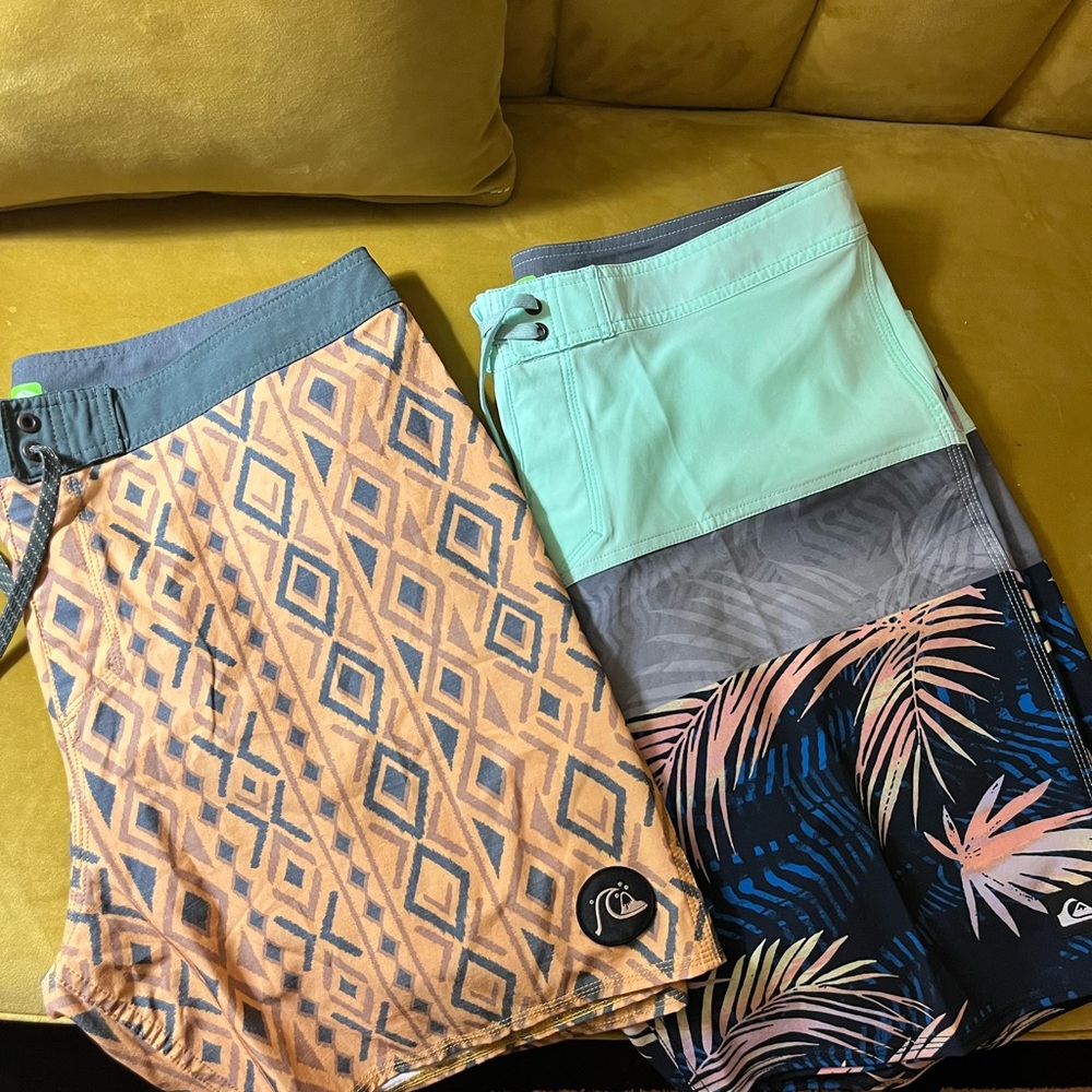 Quiksilver Men's Patterned Board Shorts
